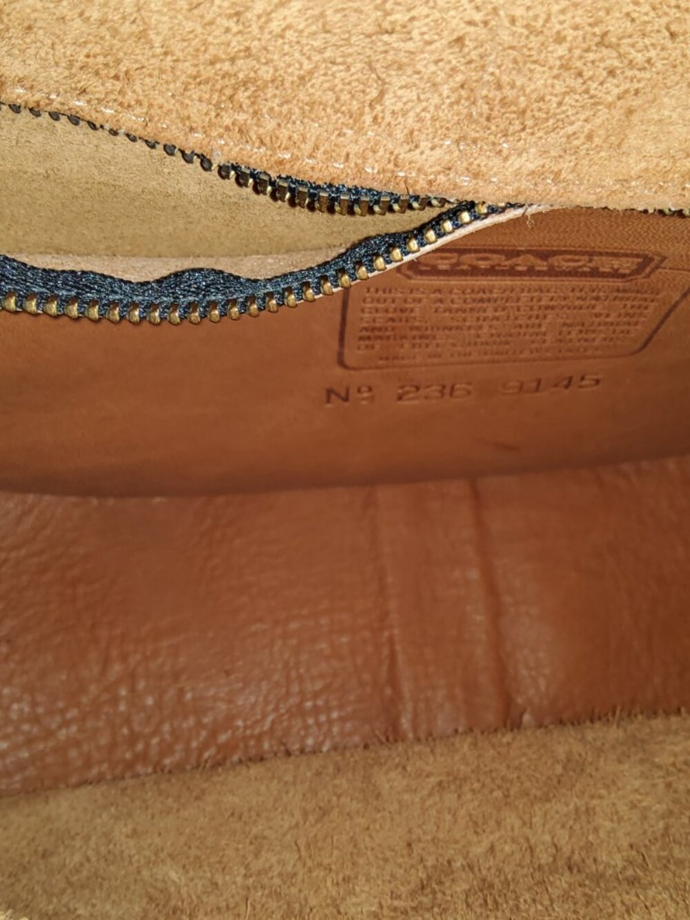 Vintage Coach Chelsea Crossbody in British Tan 9894 - Picture 9 of 10
